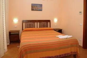 ペンション Dolcevitasorrento Guest House