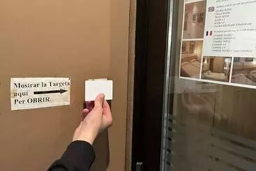 Pension (Hôtel basse catégorie) Hostal La Vila