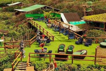 بنسيون Grajagan Surf Resort