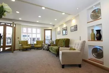 Majatalo The Ormonde Guesthouse