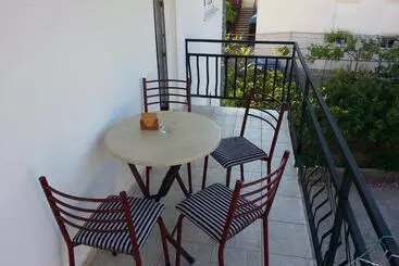 Majatalo Apartments Stevo Nikočević