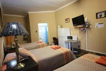 پانسیون Ingwe Guesthouse