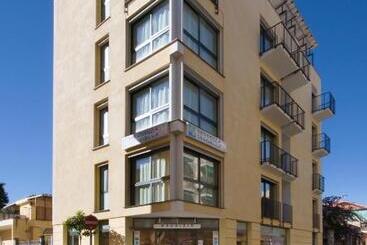 Lägenhetshotell Residence Serenella