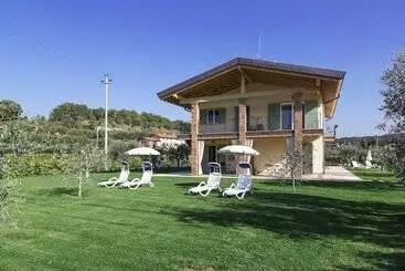 Hotel Agriturismo La Rocca