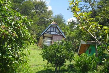 Pension (Hôtel basse catégorie) Sítio Monte Moriá Pousada