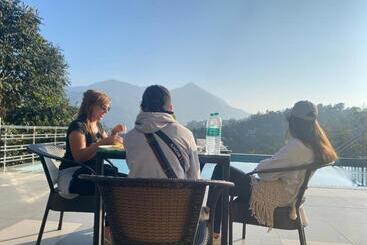 ペンション Zenha Resorts