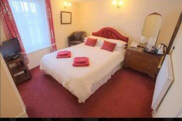 فندق صغير Kings Arms