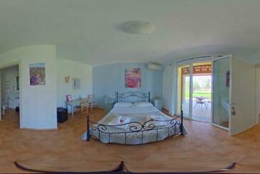 هتل Agriturismo Dal Pastore