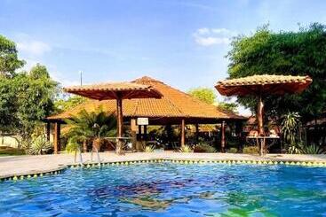 پانسیون Pousada Do Lajes