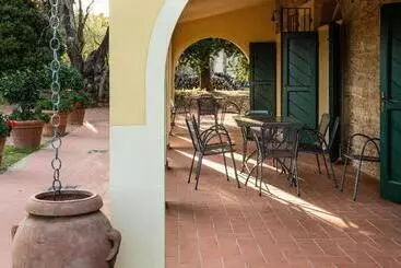 Hotelli Agriturismo Le Querciole
