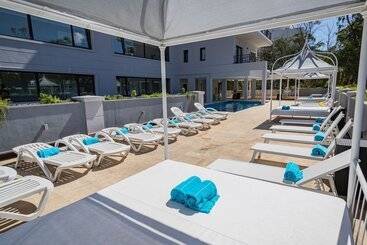 アパートホテル Garden Suites Pinamar