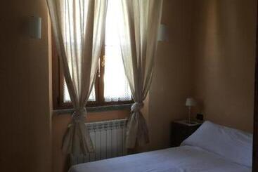 ホテル Cascina Battivacco