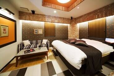 בית מלון כפרי & Spa Island