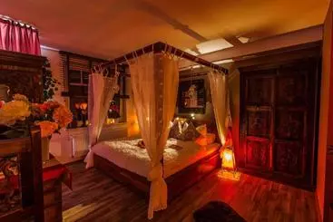 Pension Whirlpool Suite Marrakesch Lounge