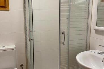 Пансион Hostal Alt Llobregat