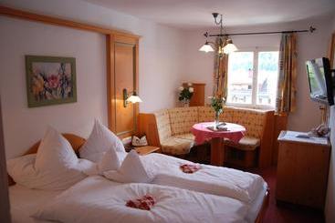 Hotelli Wildbachstuben