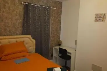 Pensió Sky Homes