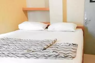 Kokos Hostel Padang City