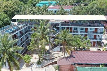 Pension Roomy Guesthouse