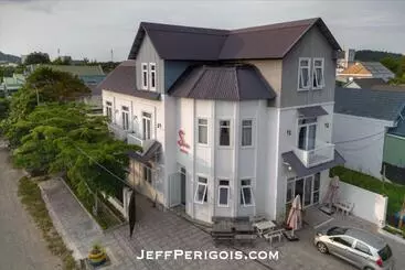 هتل Sele House