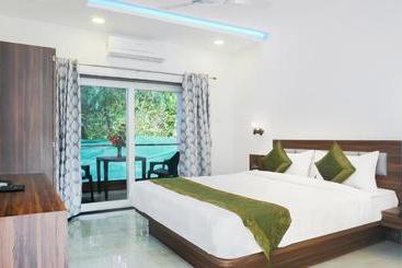 Отель Treebo Trend Prince Palace