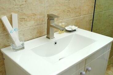 Chinor Garden Hotel Free Airport Pick Up And Drop Off