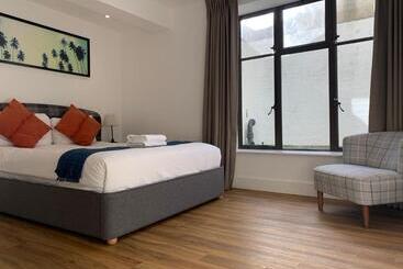 بنسيون London City View