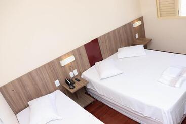 Hotel E Restaurante Champagne