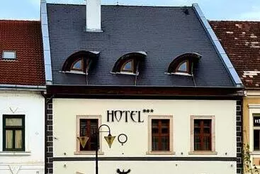 Hostel čierny Orol