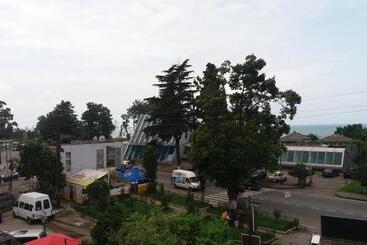 پانسیون Apartment Maxinjauri