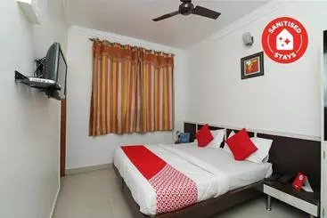 Oyo 28063 Hotel Bombay Jewel Palace