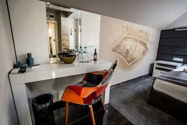 Pensió Boutique Guest House 7th Sense