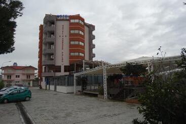 هتل Garden Palase