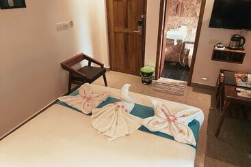 هتل Le Holiday Inn