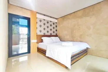 Hotel Napoleon Hills Tambi Tea Gardens View Redpartner