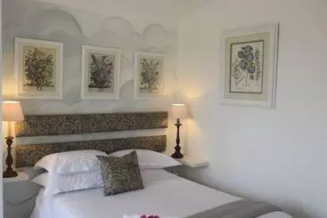 پانسیون Berkeley House