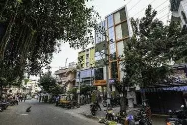 Hôtel Oyo 17302 Yugis Vedhika