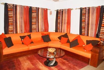 هتل Amazing Grace Residence