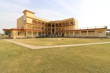 ホテル Oyo 22648 Shalimar Inn