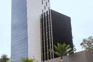 هتل Doubletree By Hilton Pointenoire