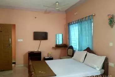Hôtel Aruvi