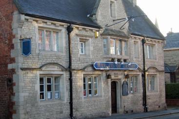 Отель Marquis Of Granby