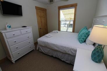 公寓式酒店 Whalebone Ocean Cottages By Kees Vacations