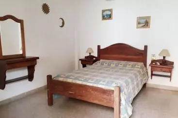 ペンション Aimara Apartamentos Y Habitaciones