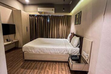 호텔 Ambition Studio Apartment At Weekend Address