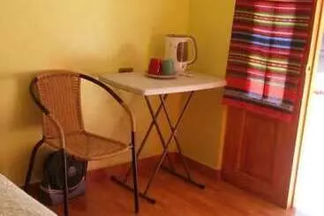 پانسیون Hostal Apanantor 1