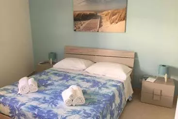 هتل آپارتمان Iblea Tourism