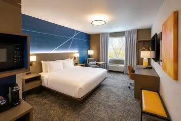 Hotel Comfort Inn & Suites