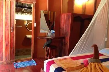 Friendly Koh Jum