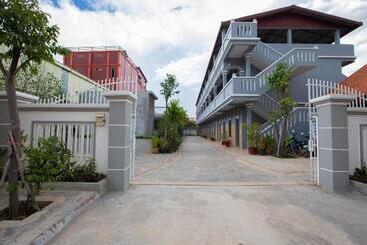 Pensión Botoum Hostel